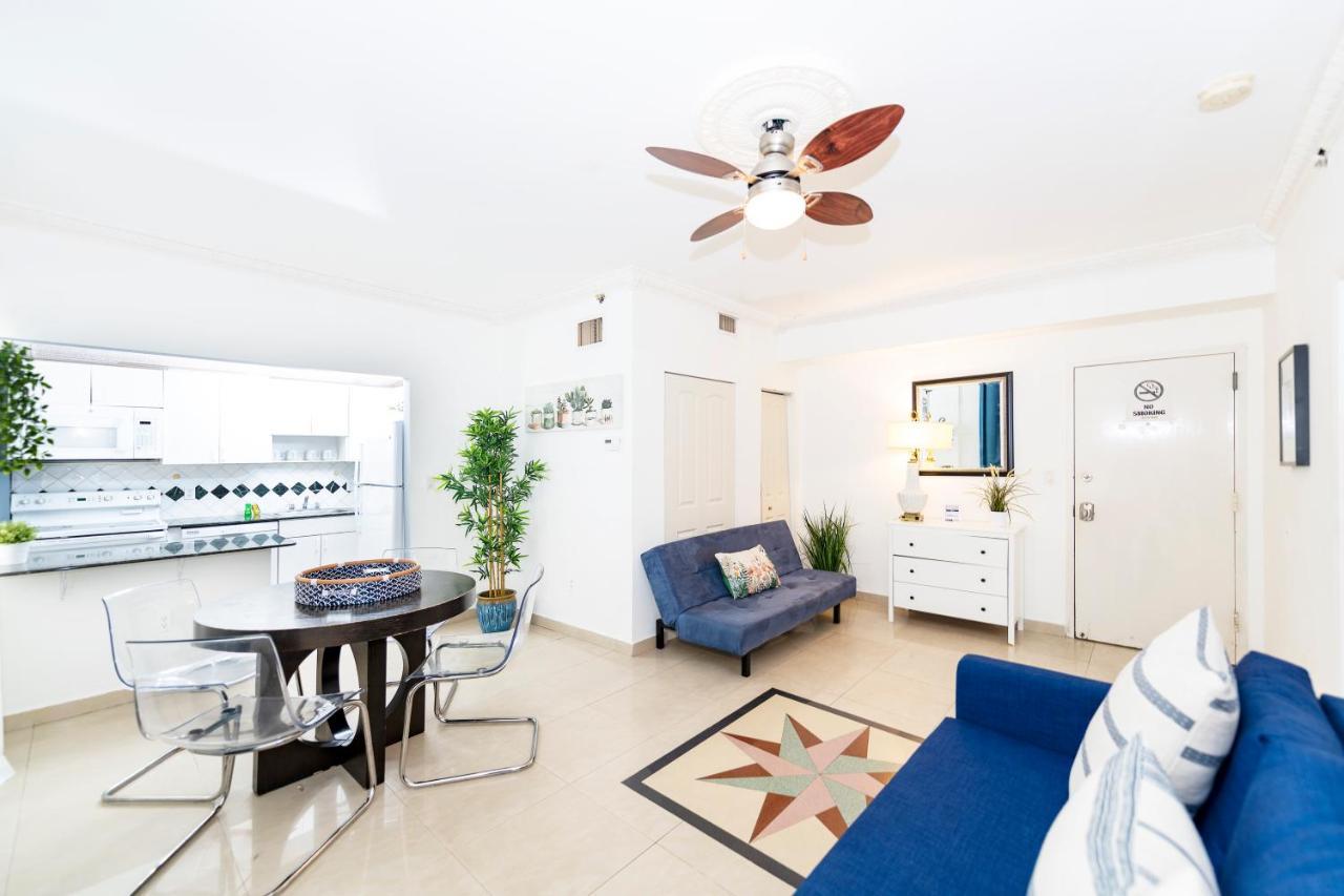 מיאמי ביץ' Apartments On Ocean Drive מראה חיצוני תמונה